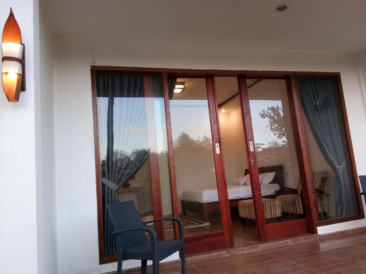 The Luxe Villas Lombok Kuta  ภายนอก รูปภาพ